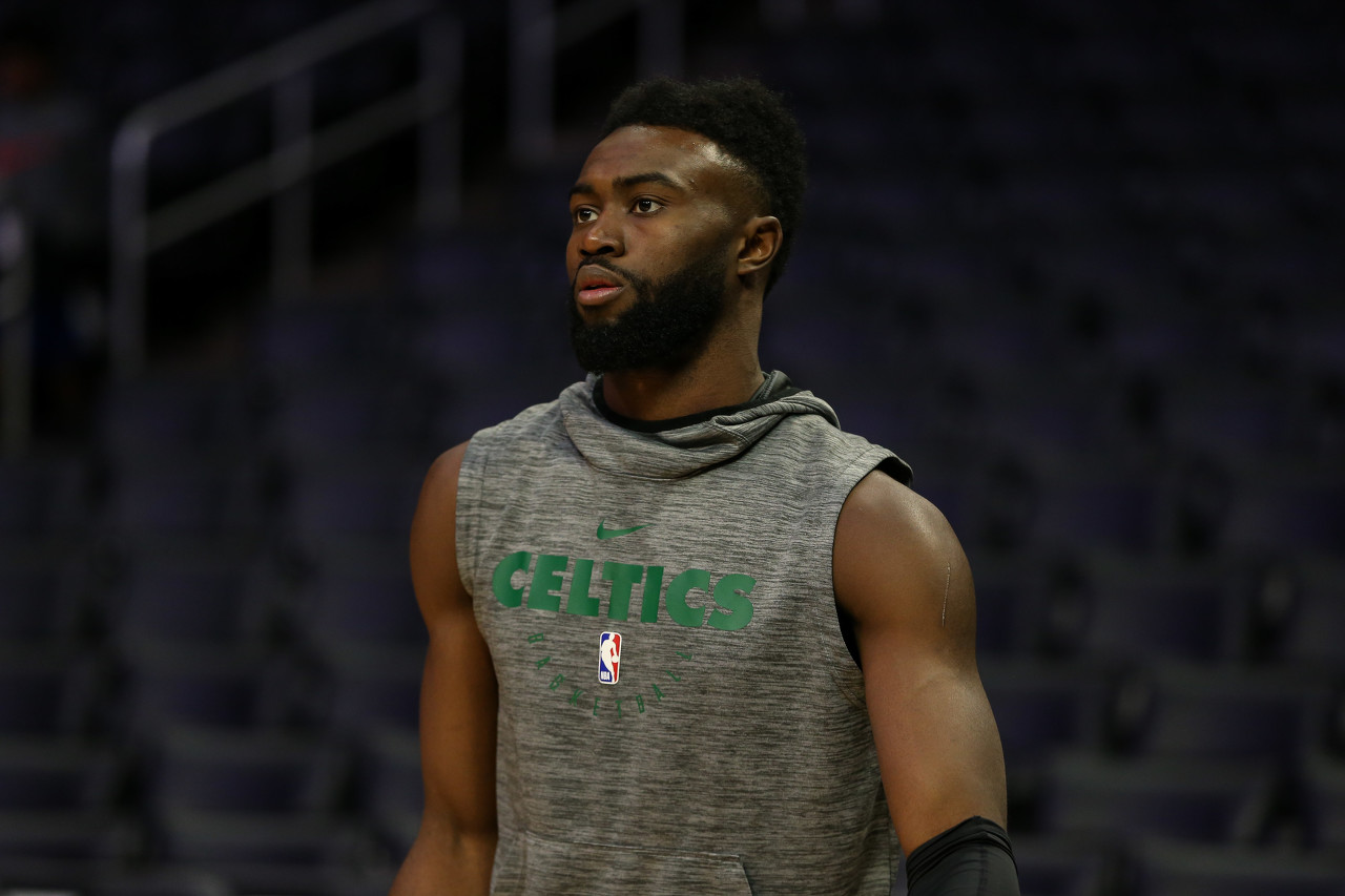 阿森纳即将签下队史第二贵的球员，凯南·耶尔迪兹转会真相浮出水面。（阿森纳逼近队史第二高价引援，凯南·耶尔迪兹转会内幕曝光）