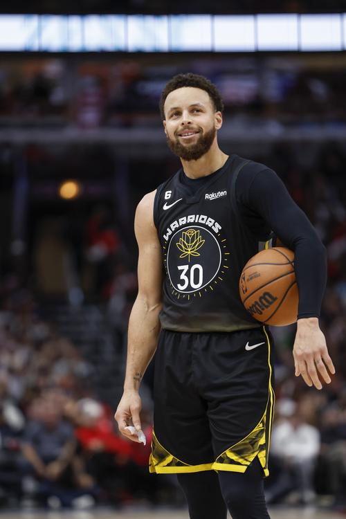 懂球帝2025年6-7月MVP候选出炉：帕尔默领衔，切尔西巴黎各3人（懂球帝公布2025年6-7月MVP候选：帕尔默领衔，切尔西与巴黎各有3人入围）