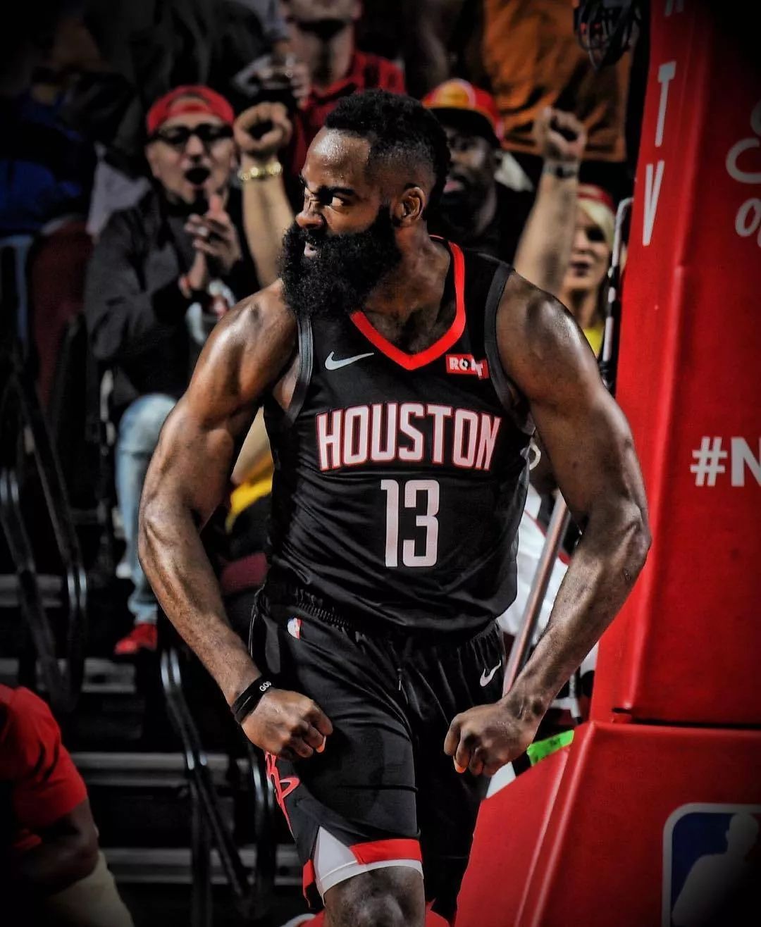 中甲半场：丹克莱尔1射1传，高华泽破门，石家庄功夫2-0大连鲲城（中甲半场战报：丹克莱尔一传一射，高华泽建功，石家庄功夫暂2-0领先大连鲲城）