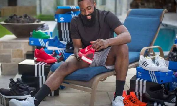 真正的巨星，关键时刻不会消失（真正的巨星，从不在关键时刻缺席）