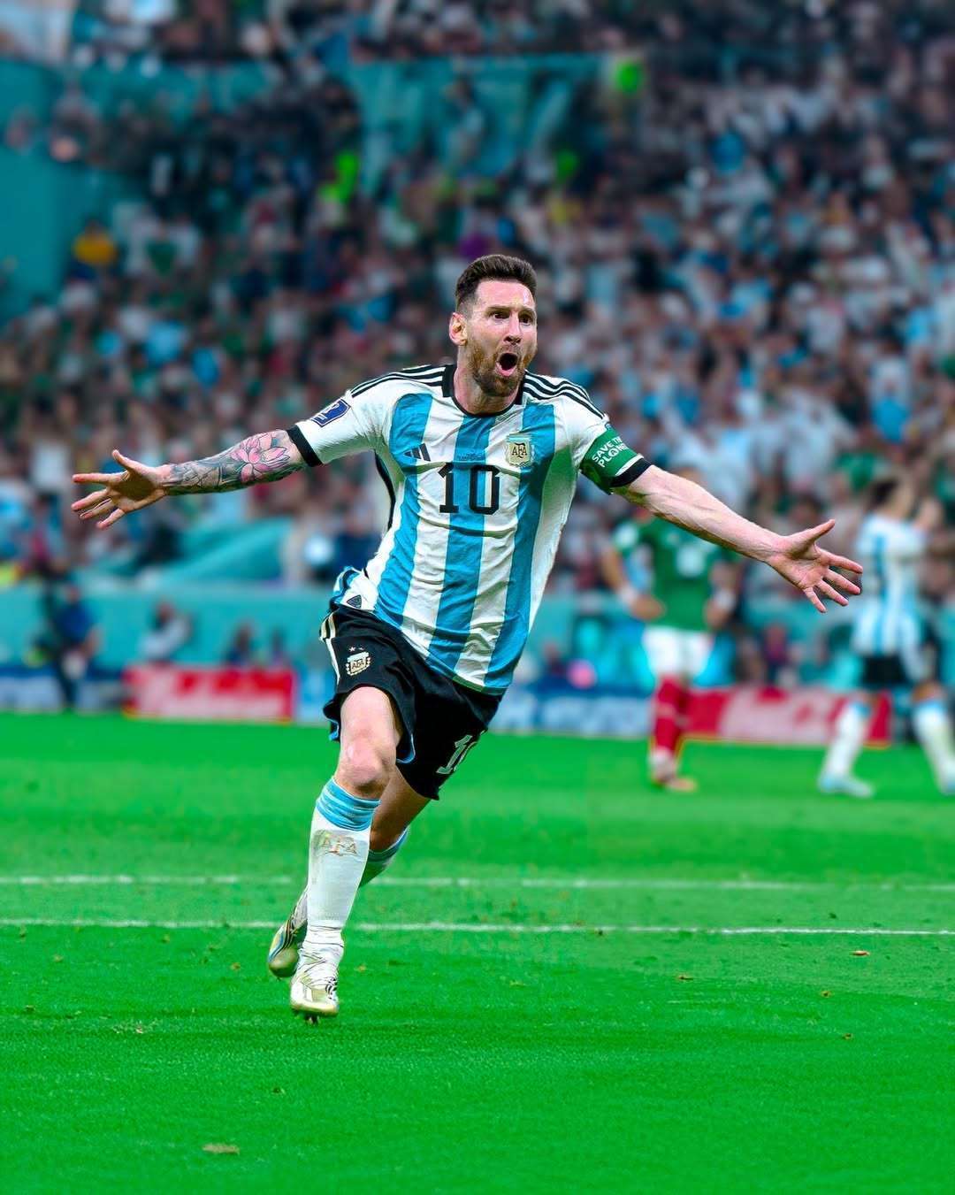 莱万传记作者：拉波尔塔承认，哈维的离开实际上拯救了莱万（传记作者：拉波尔塔坦言哈维离任实则拯救了莱万）