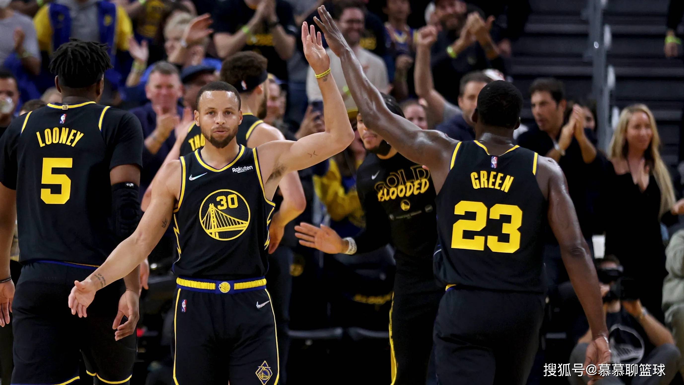 热火伤病报告：希罗&约维奇缺席，鲍威尔出战成疑（热火队伤病更新：希罗、约维奇无缘登场，鲍威尔出战存疑）