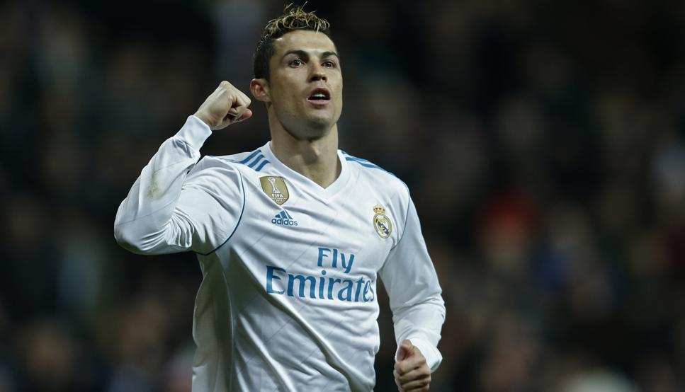 霍华德招募字母哥搭档东詹：别带伤强撑上场，湖人需要你（霍华德邀字母哥联手东詹；劝詹皇别带伤硬拼，湖人更需要你）