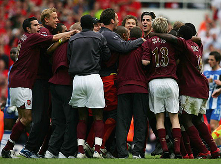 桑托斯主帅：需要以高度专注力进入比赛，这能为我们提供动力（桑托斯主帅：以高度专注投入比赛，才能激发球队动力）