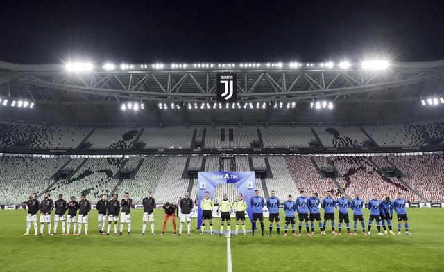 中超赛场争议判罚：VAR判罚引发热议,（中超赛场再起争议：VAR判罚掀起热议）