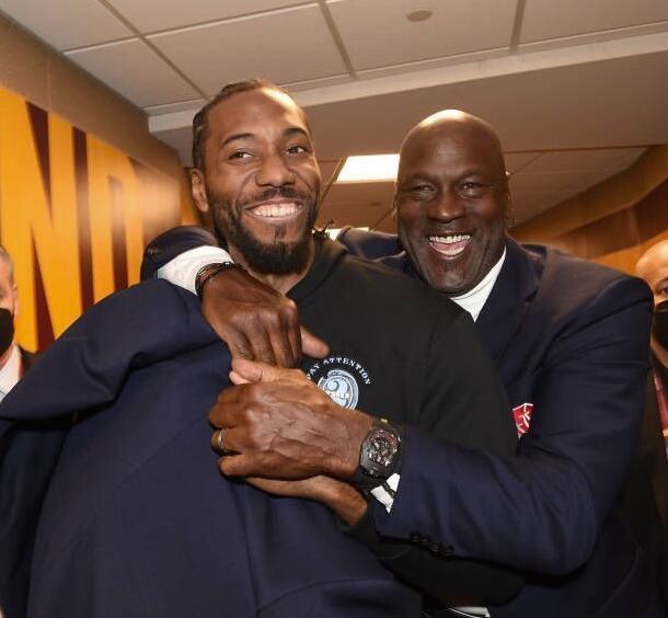 马德兴：U17国足23人名单敲定，邝兆镭10号，梁仕宇落选（马德兴称U17国足23人名单出炉：邝兆镭身披10号，梁仕宇无缘入选）