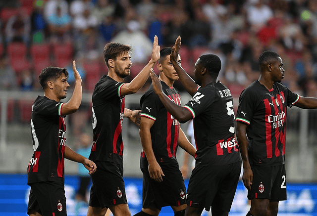 诱惑力拉满！巴乙铁腰情愿自掏70万解约，也要加盟一家中超球队（吸引力爆棚！巴乙后腰宁自掏70万解约，只为投奔中超球队）