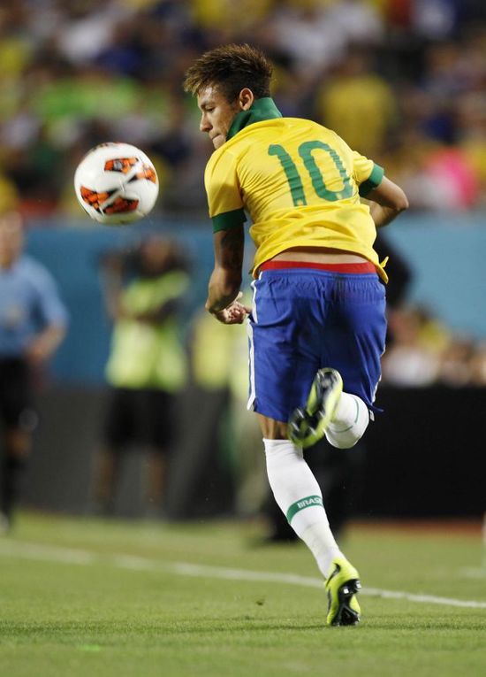 记者：亚特兰大已经接触莫塔，后者也优先考虑重返意甲（记者：亚特兰大已与莫塔接洽，莫塔将回归意甲列为首选）